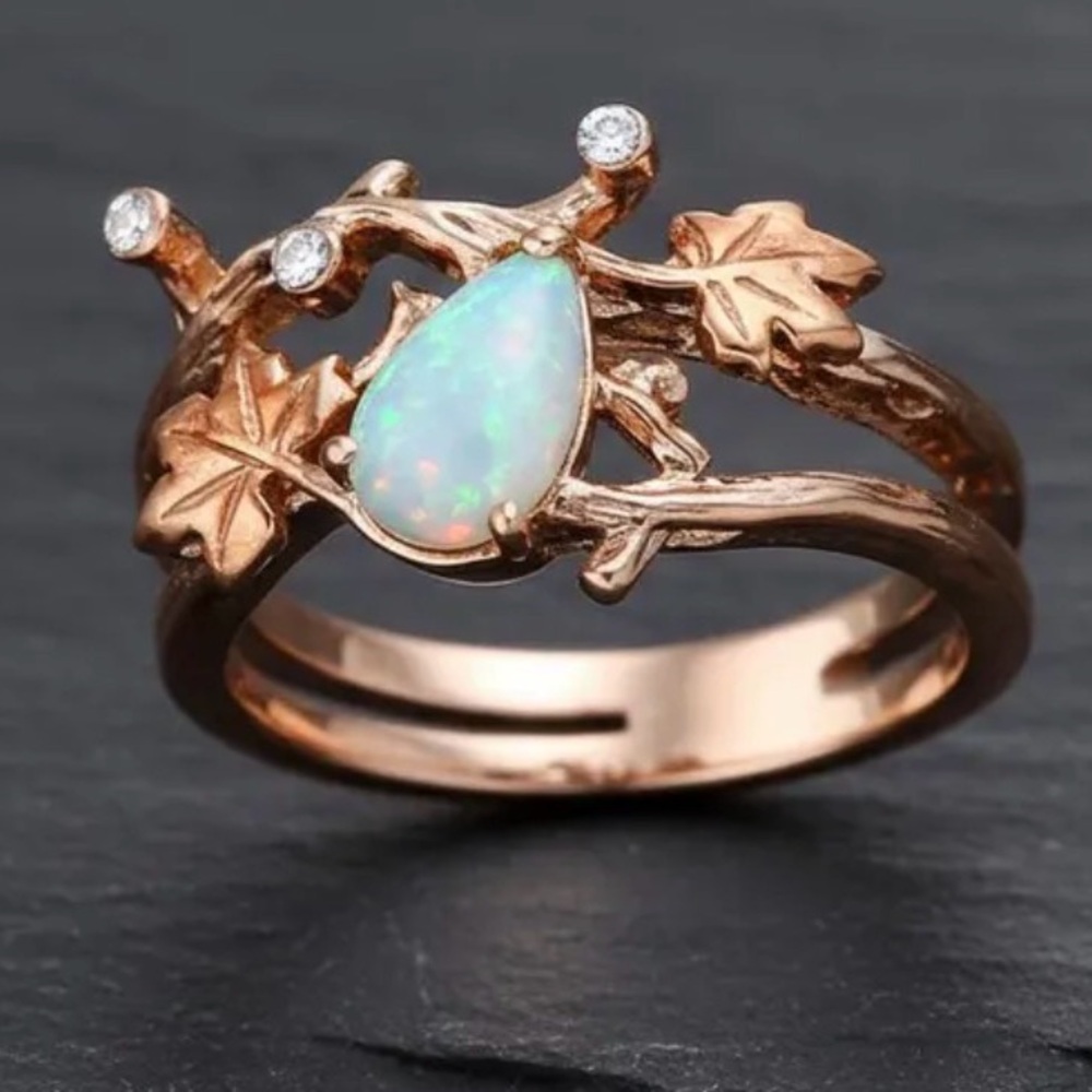 Antiqued Gold Plated Nature Inspired Moonstone Leaf Ring. New. - Picture 11 of 14
